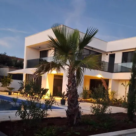 Villa Aves *