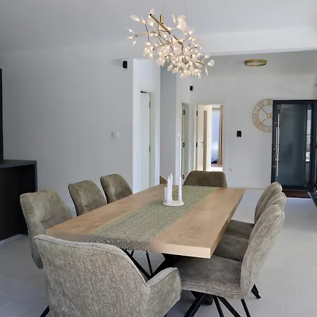 Villa Aves *