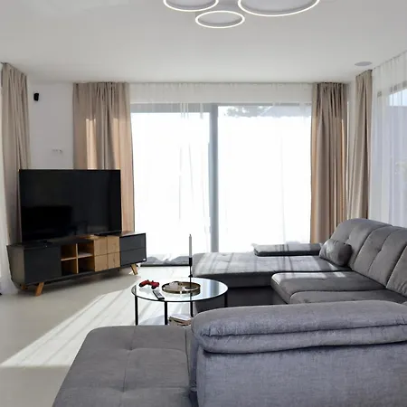 Aves Villa