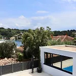 Aves * Rogač