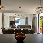 Aves Villa